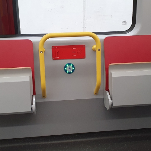 ingeklapt trein of tram gebogen multiplex